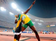 开云体育登录-戈麦斯一锤定音，当小人物掀翻豪门巨舰，足球再次证明它的逻辑