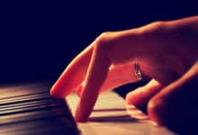 开云2026-遥远的共振，当伯纳乌遇见TD花园，沸腾的肾上腺素不辨东西