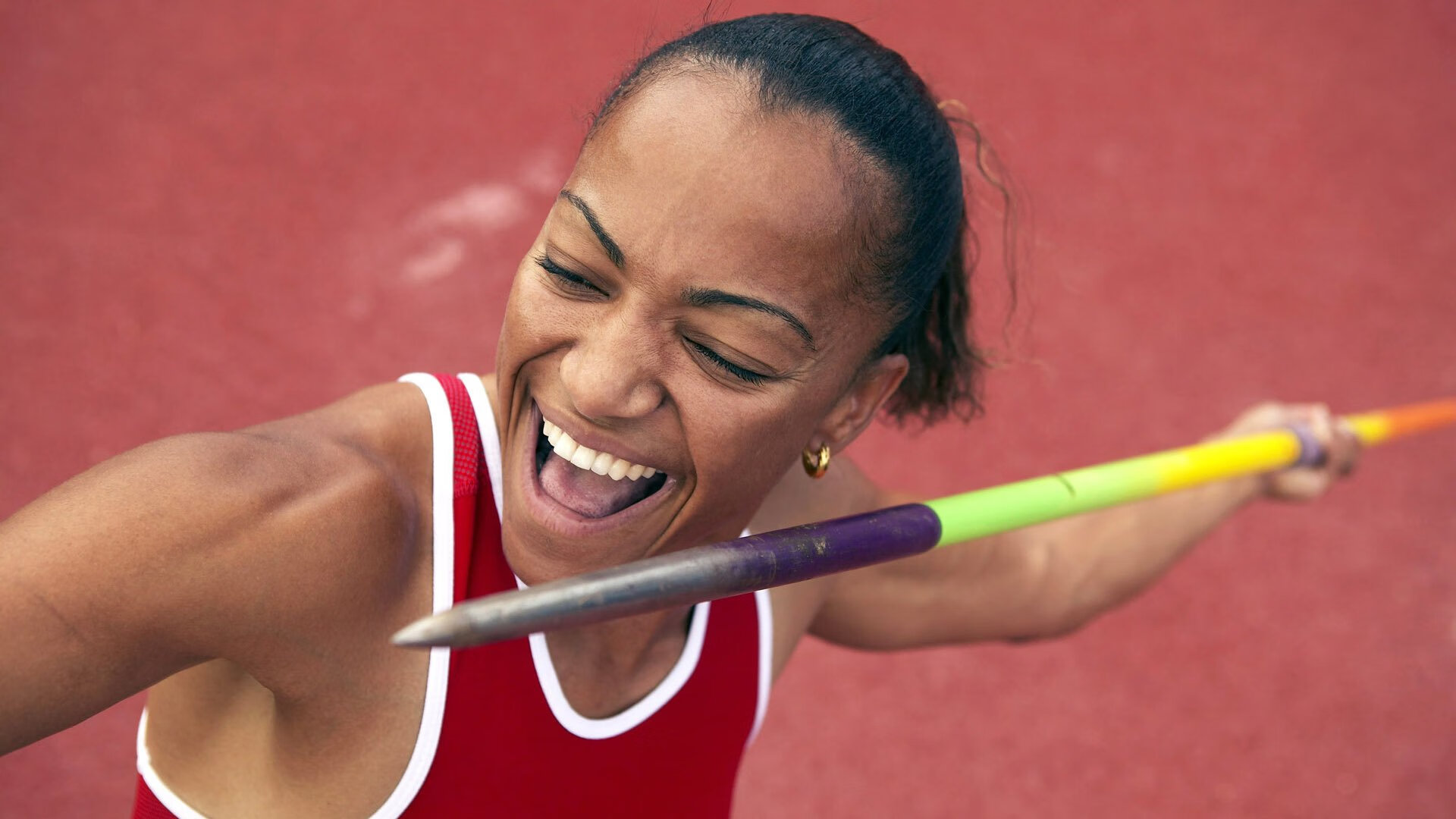 日本队碾压瑞典队,樊振东扛起全队,乒乓赛场的冰火两重天